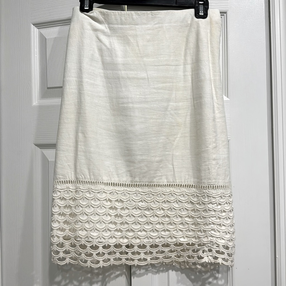 Ann Taylor white pencil skirt